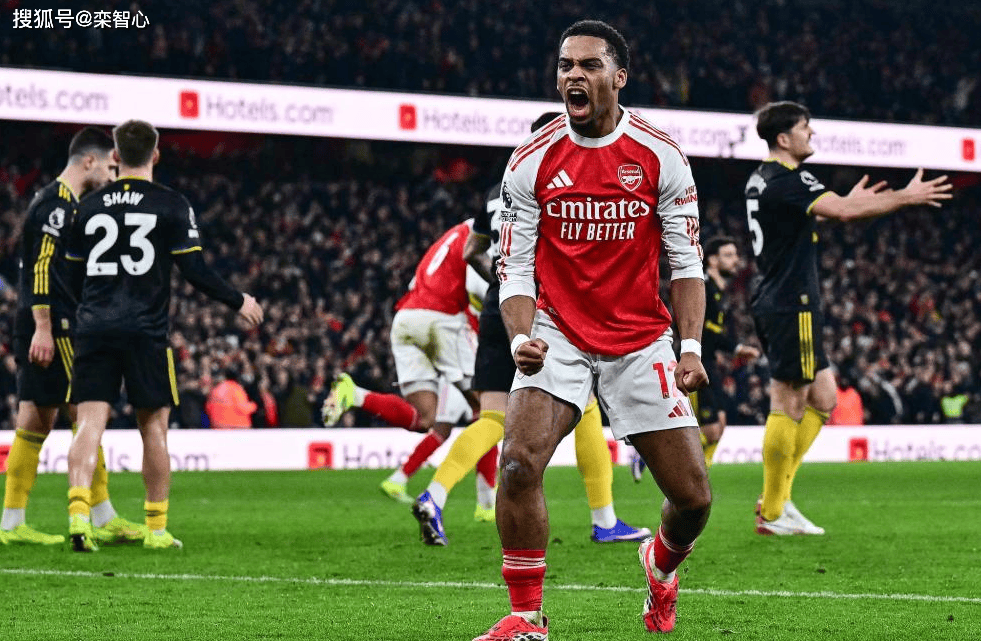 2-3曼联＋近期3轮不败仅得2分＋暂列榜首＋领先优势仅剩4分！